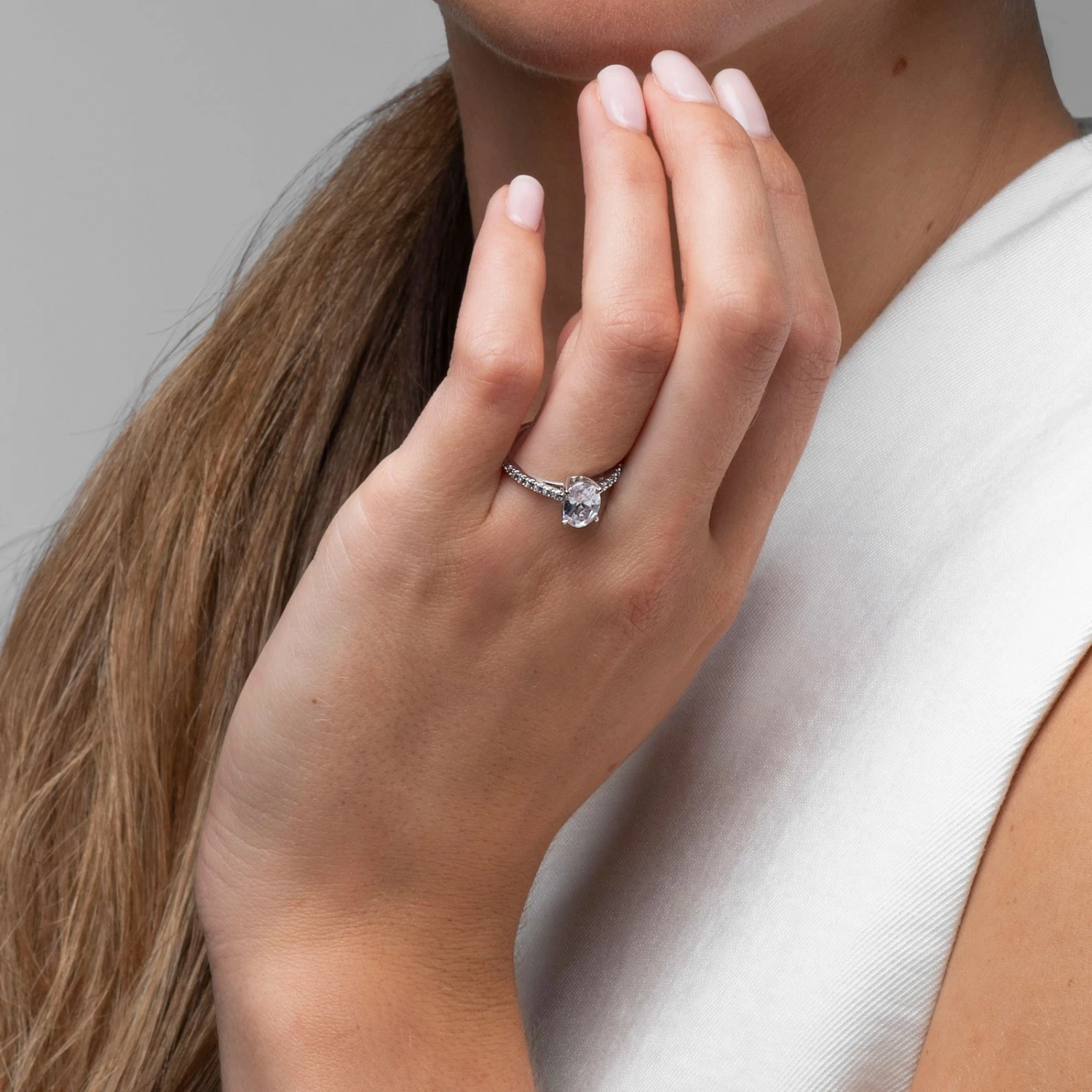 Chisholm Hunter Platinum Lab Grown 1.50ct Oval Diamond Shoulders Ring 4 Chisholm Hunter Platinum Lab Grown 1.50ct Oval Diamond Shoulders Ring - Image 2