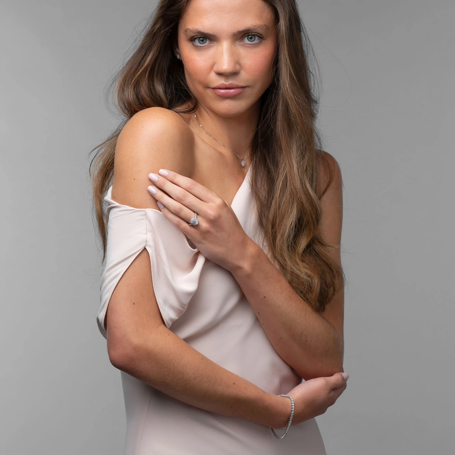 Chisholm Hunter Platinum Lab Grown 2.00ct Oval Diamond Halo Shoulders Ring 7 Chisholm Hunter Platinum Lab Grown 2.00ct Oval Diamond Halo Shoulders Ring - Image 5