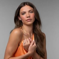 Chisholm Hunter Platinum Lab Grown 2.00ct Emerald Diamond Shoulders Ring -Chisholm Hunter 61 01 04 0006 ls