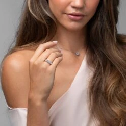 Chisholm Hunter -Chisholm Hunter 61 01 09 0003 p