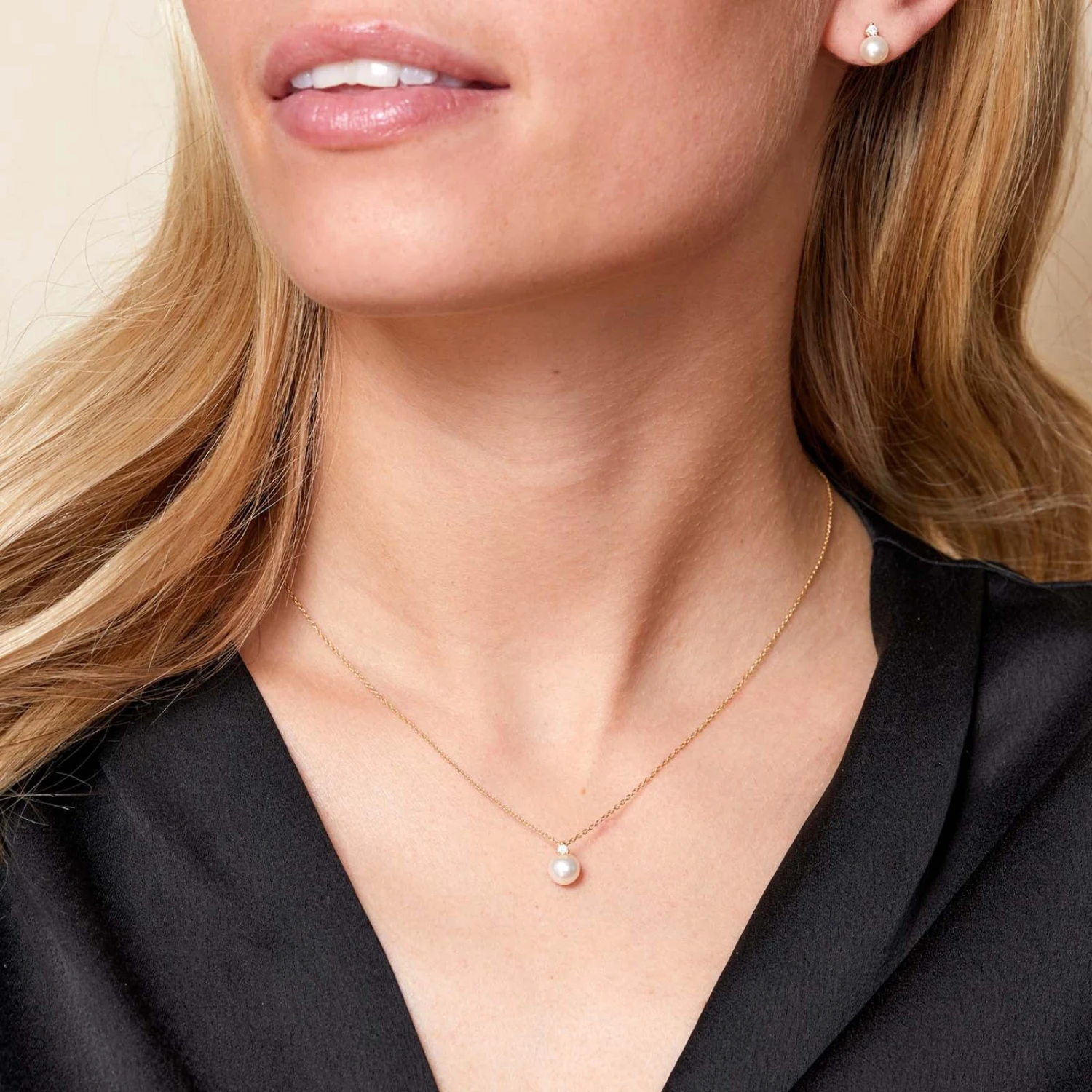 Chisholm Hunter 9ct Yellow Gold Cubic Zirconia And Pearl Earrings 4 Chisholm Hunter 9ct Yellow Gold Cubic Zirconia And Pearl Earrings - Image 2