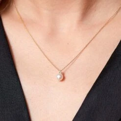 Chisholm Hunter 9ct Yellow Gold Cubic Zirconia And Pearl Pendant -Chisholm Hunter ch 019