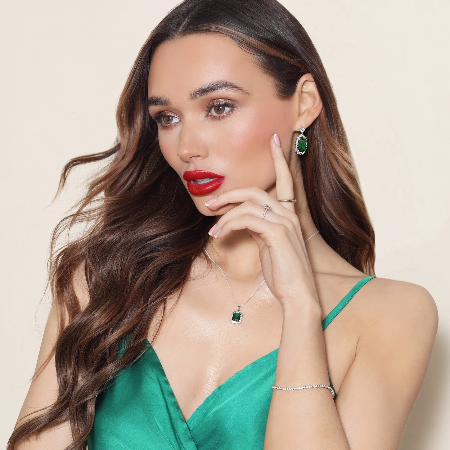 Chisholm Hunter 9ct Yellow Gold Cubic Zirconia Tennis Bracelet 8 Chisholm Hunter 9ct Yellow Gold Cubic Zirconia Tennis Bracelet - Image 6